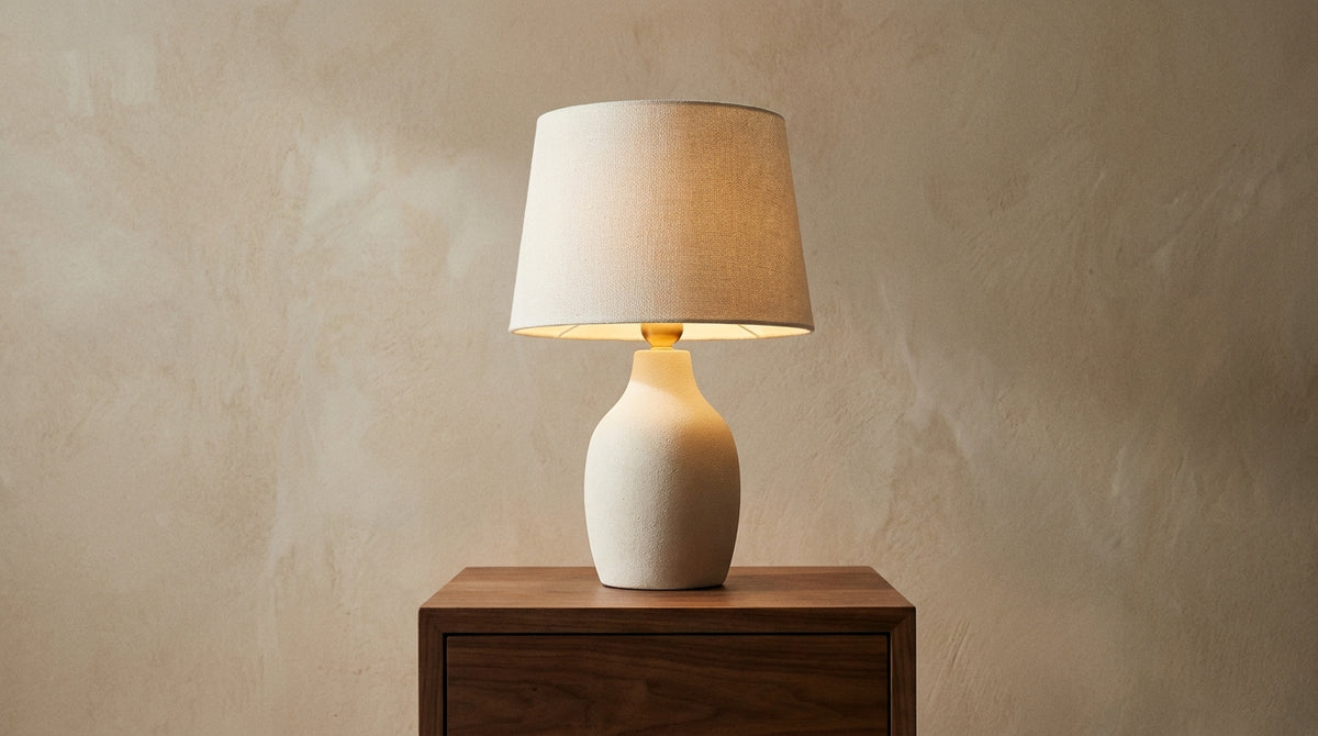 Lampe de chevet : bien la choisir pour sa chambre