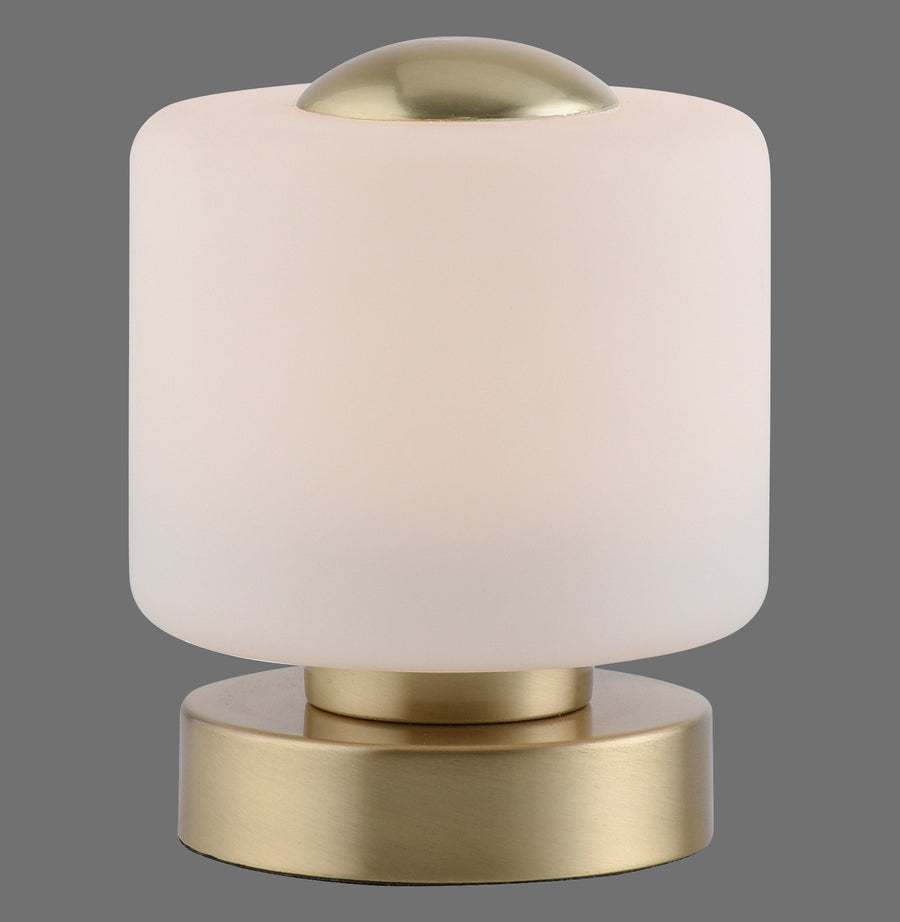 Lampe à poser en verre opalin cylindrique et base en laiton mat, vue de face.