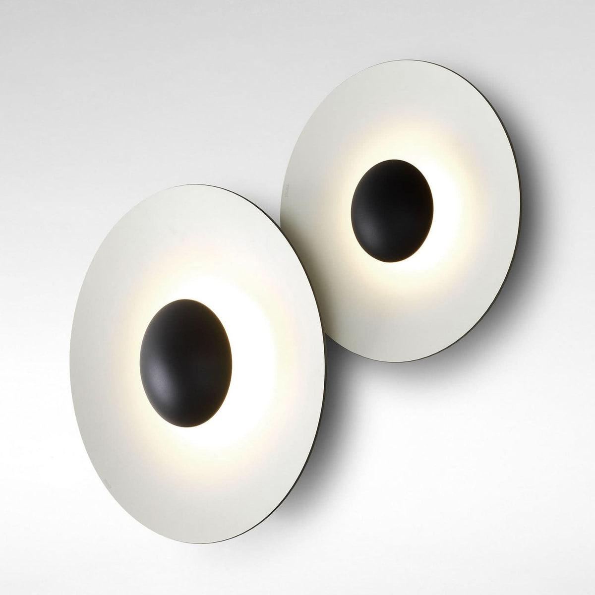 Applique murale LED Ginger 20C en bois, marron et blanc, Ø 19,5 cm