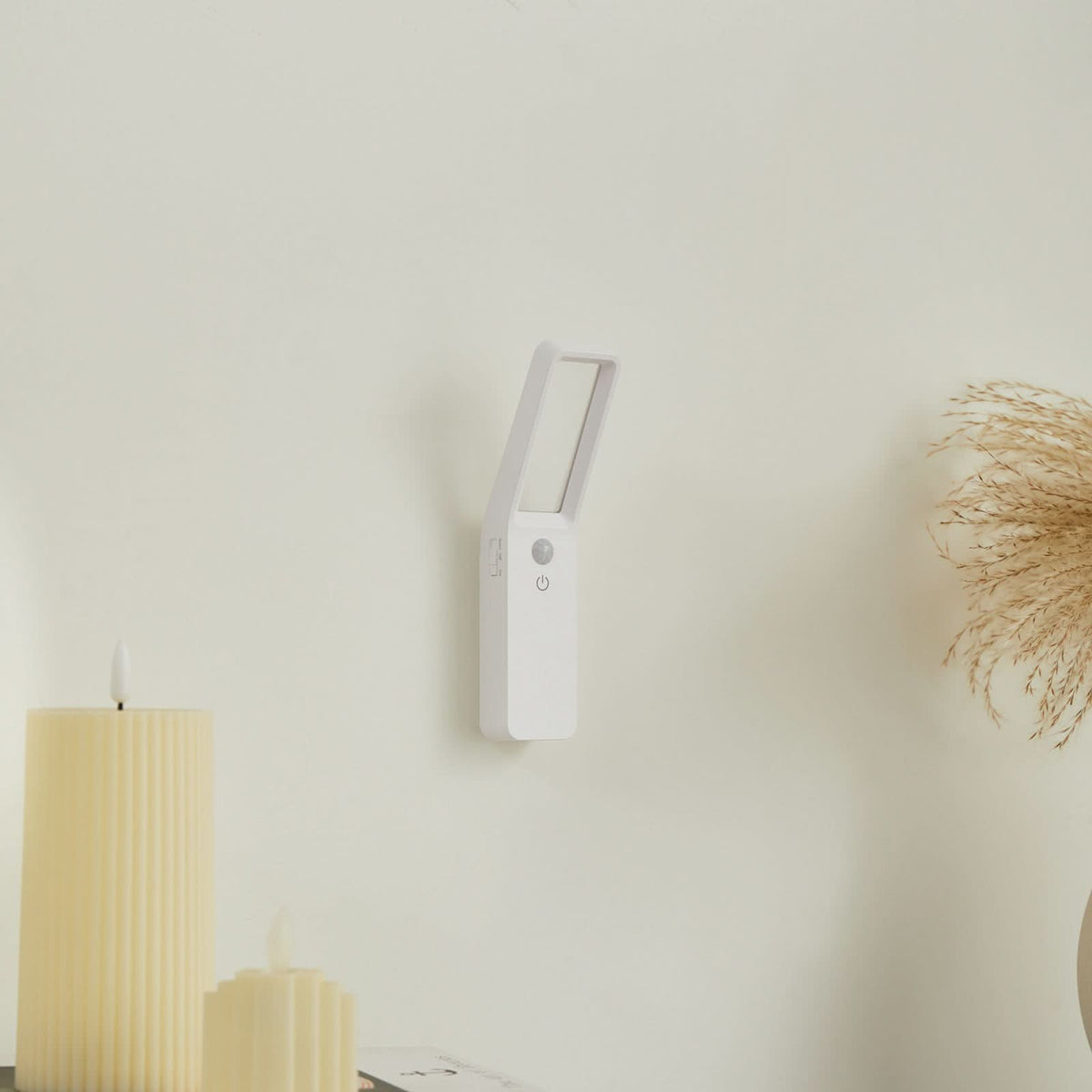 Applique murale LED rechargeable Taska, blanc mat et transparent, hauteur 18 cm