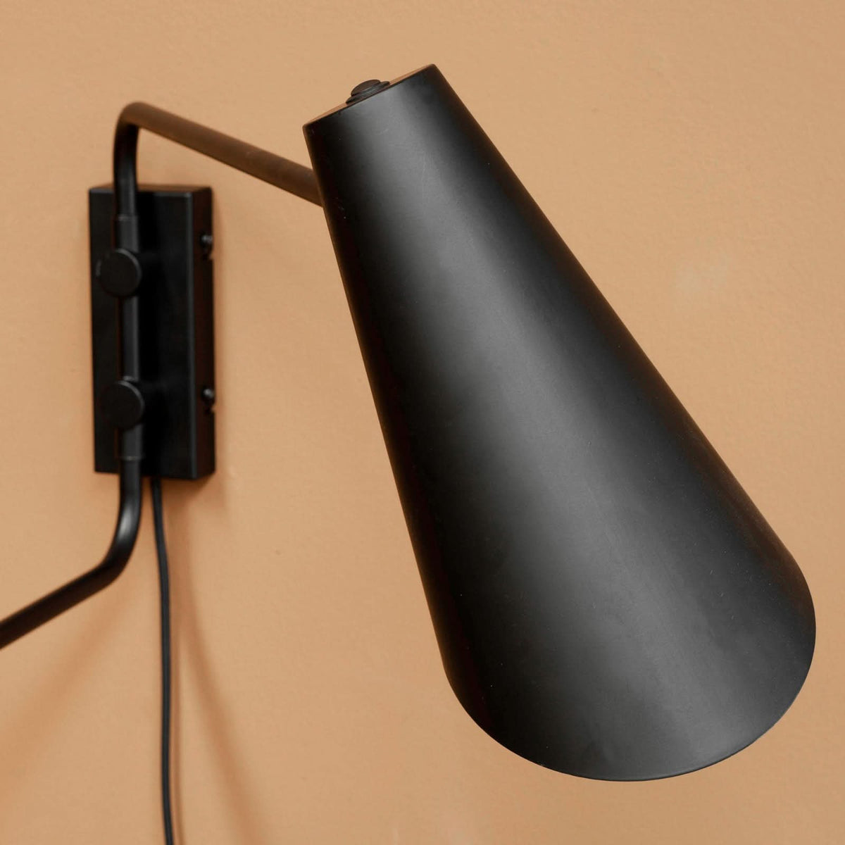 Applique murale Cale en métal, noir, 2 lumières, hauteur 46 cm