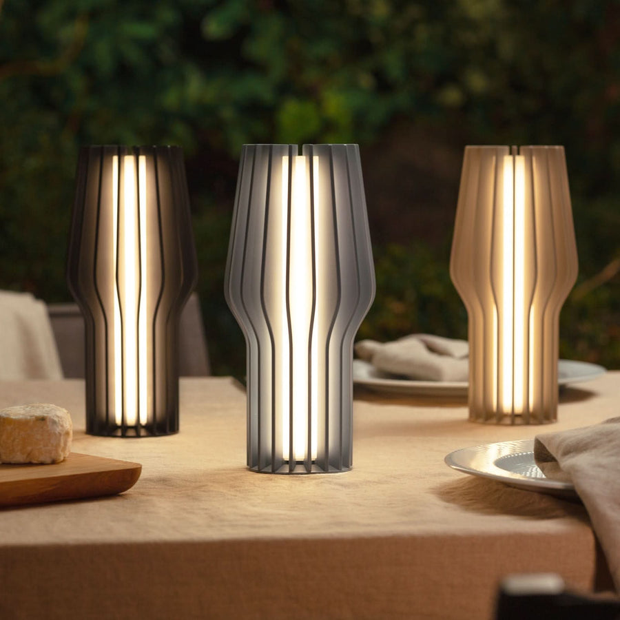 Lampe à poser d'extérieur LED rechargeable Radiant, bleu, Ø 11 cm, IP44