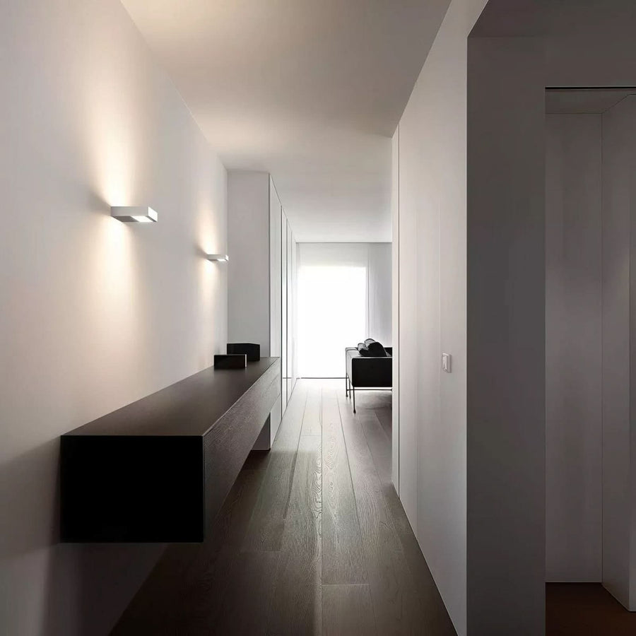 Applique murale LED Regolo en aluminium, blanc, hauteur 3,6 cm