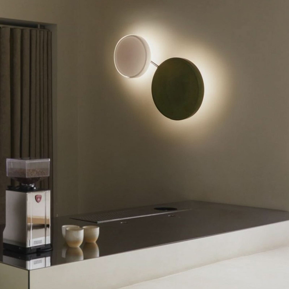Applique murale LED Caramel en verre, vert et noir, Ø 38 cm