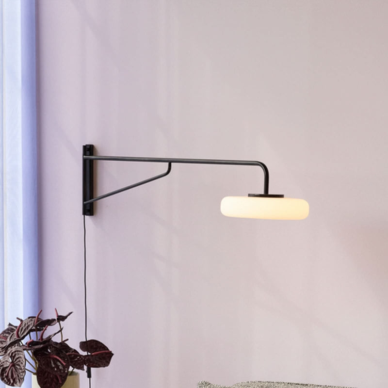 Applique murale LED Sway en verre, noir et blanc, hauteur 28 cm