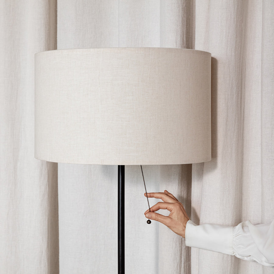 Lampadaire Gravity en tissu, crème et vert foncé marbré, 3 lumières, hauteur 168 cm