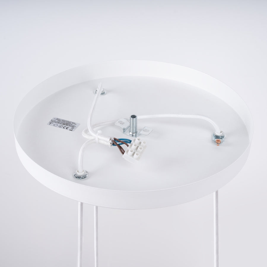 Détail de la base de plafond avec le bornier et les connexions électriques