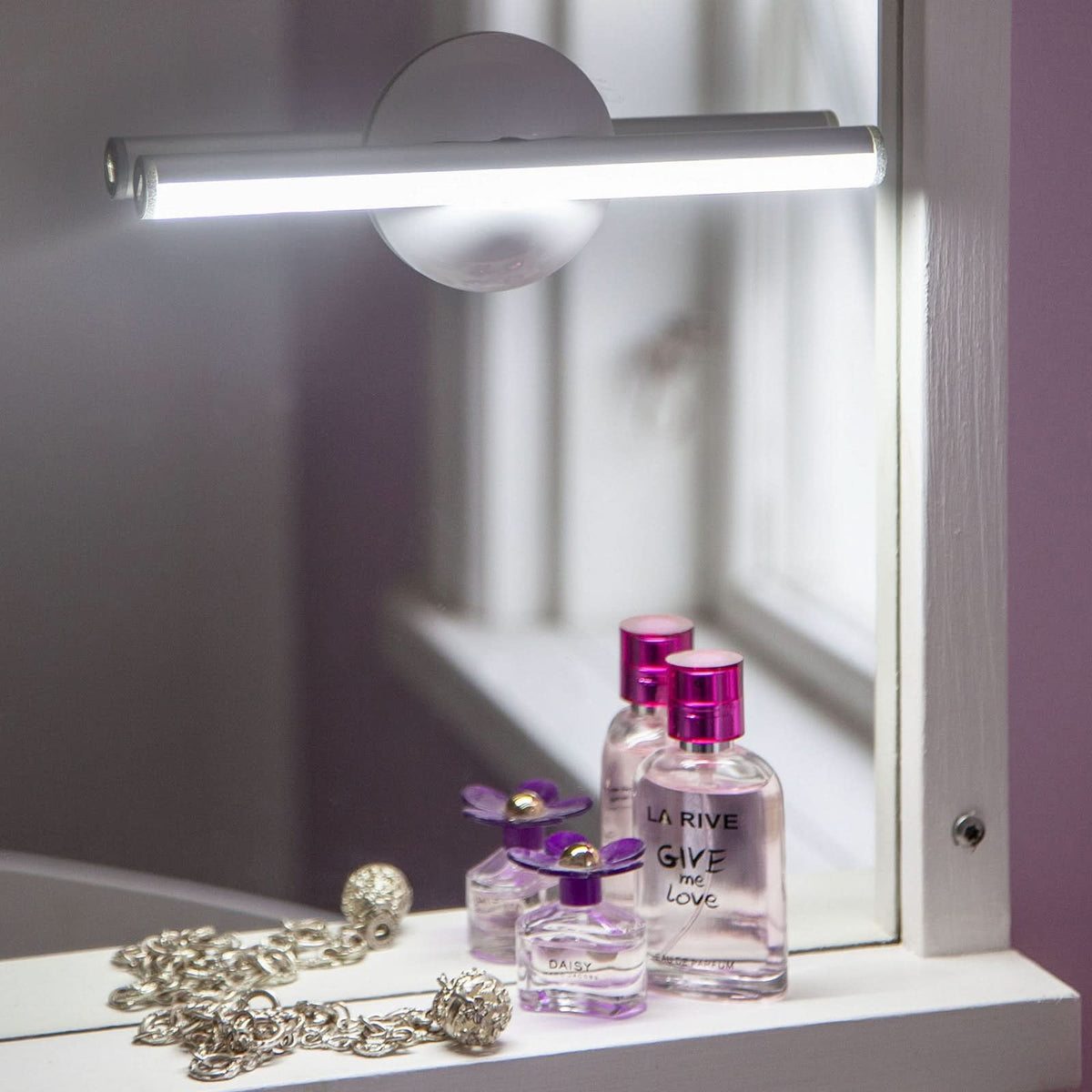 Applique murale LED rechargeable Daylight, blanc, hauteur 1,7 cm