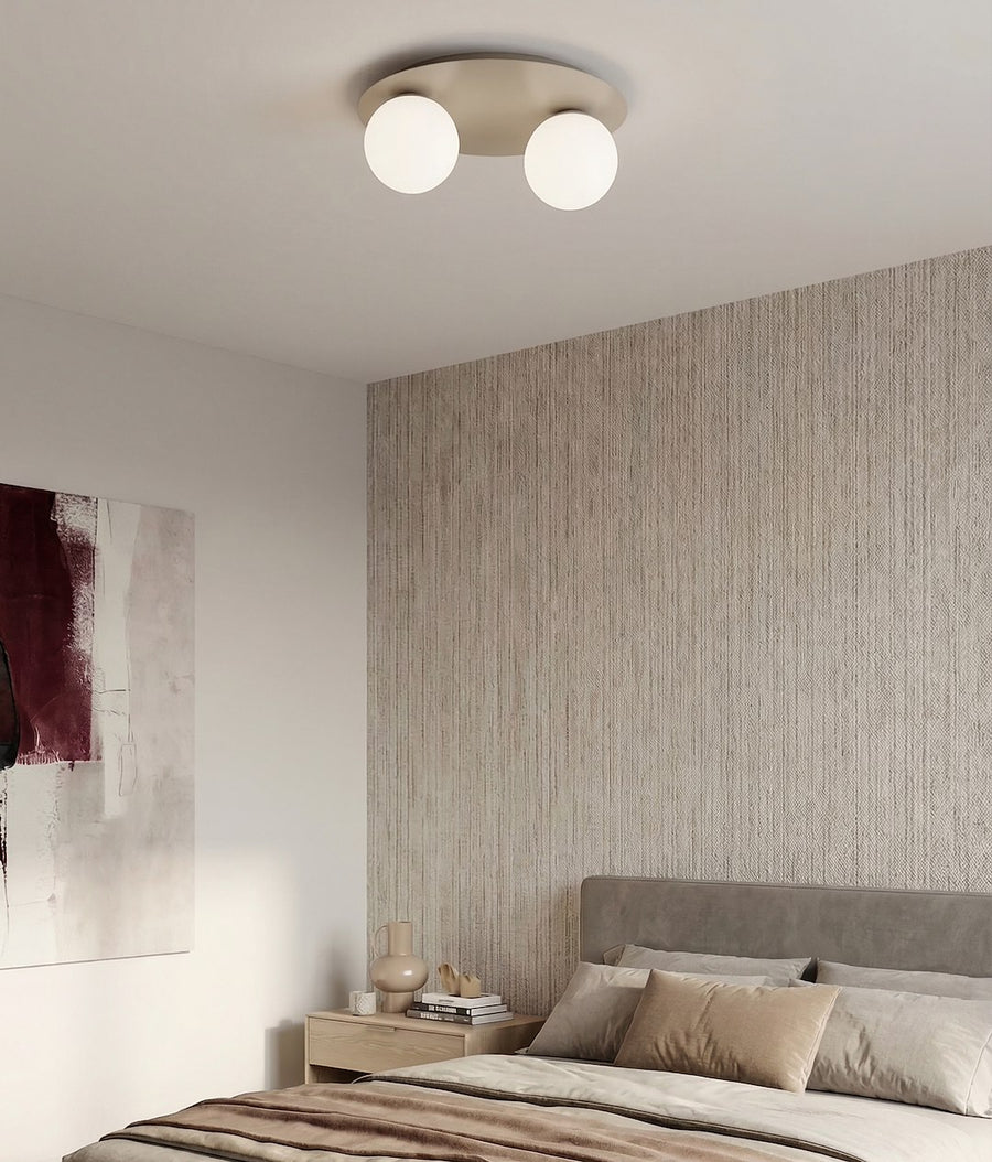 Plafonnier Solar 2 lumières beige, verre blanc