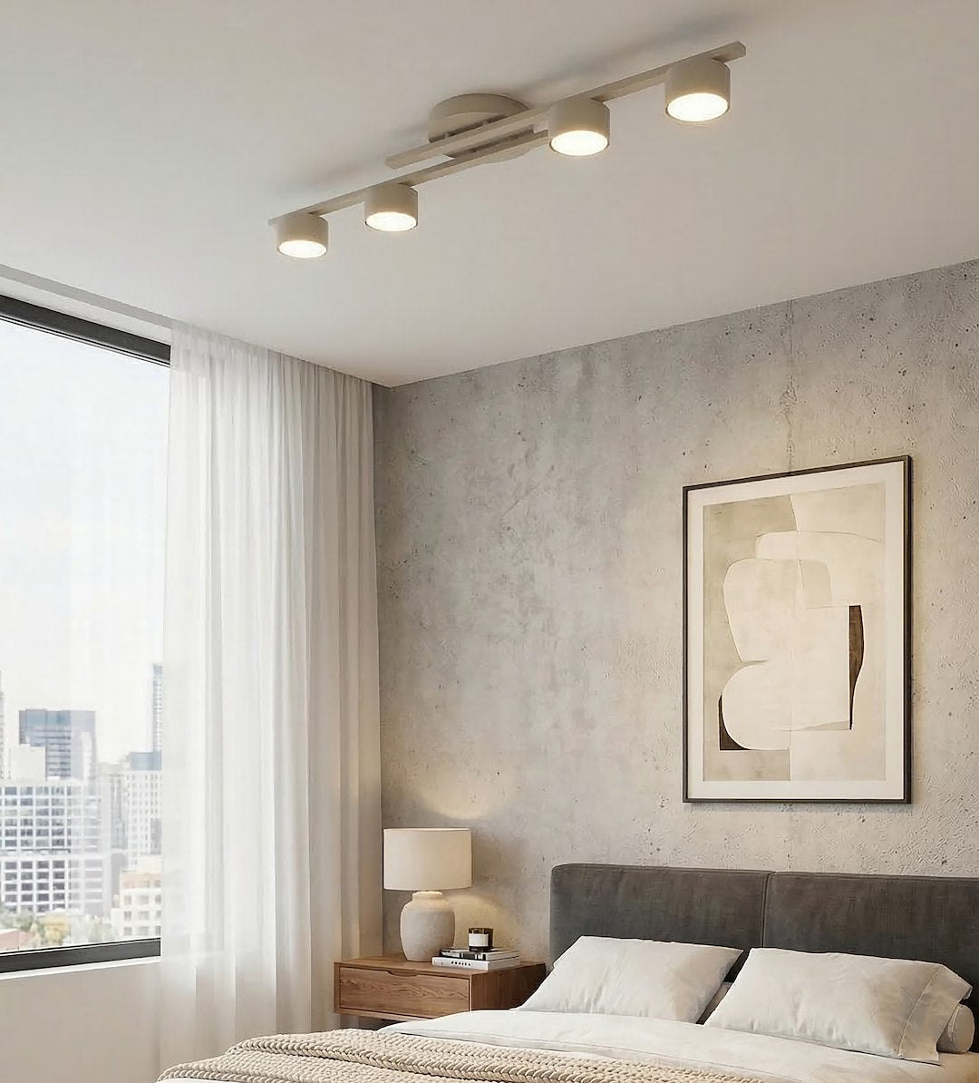 Mise en ambiance dans une chambre moderne, plafonnier allumé au-dessus du lit