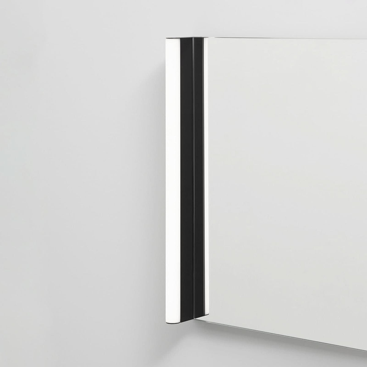 Applique murale LED Slat en aluminium, noir, hauteur 60 cm, IP44