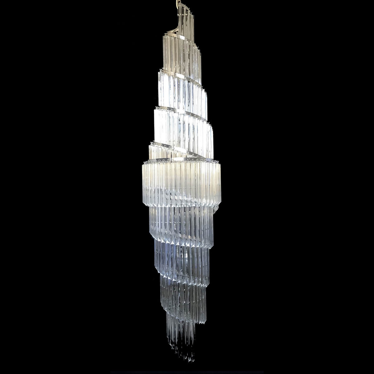 Suspension spirale en cristal