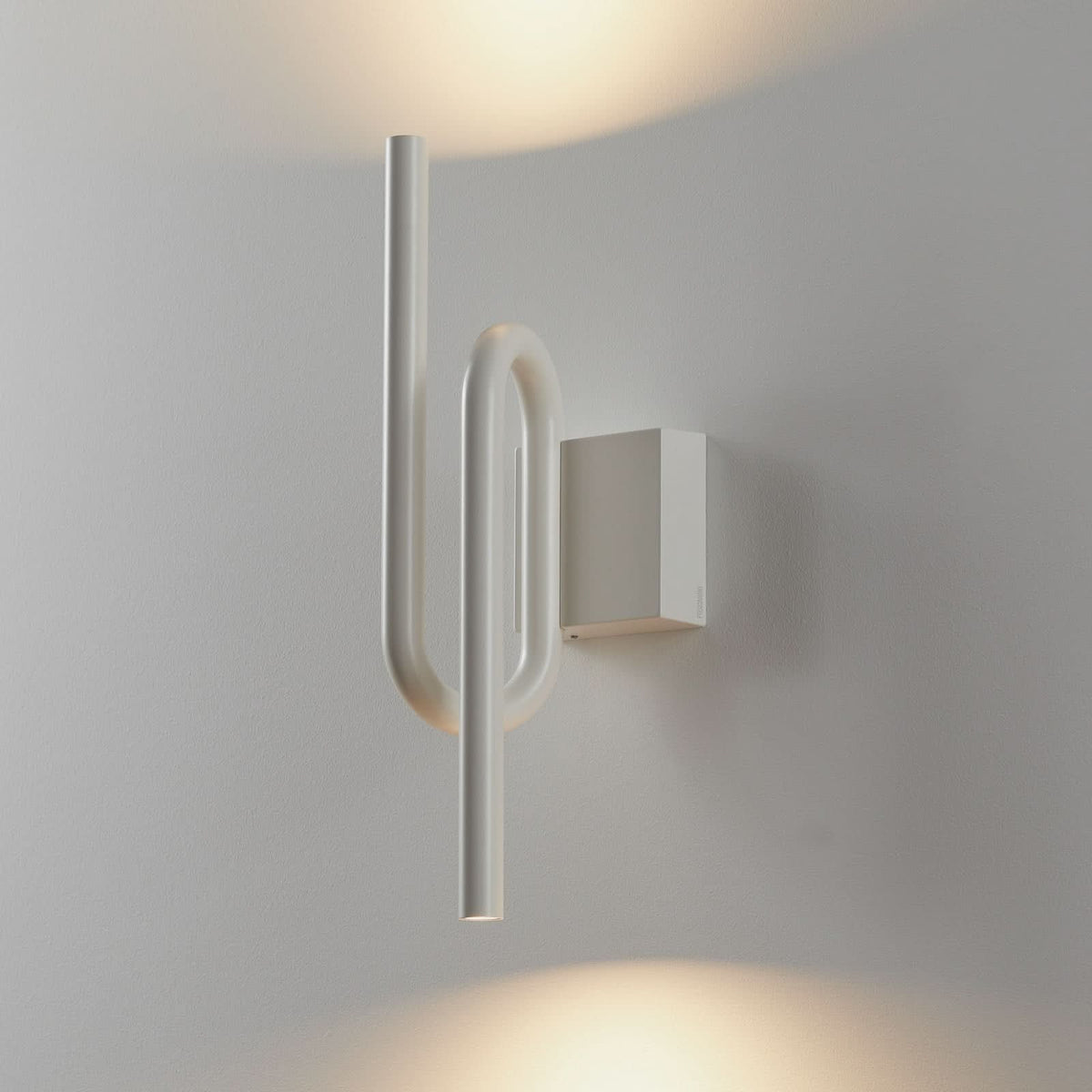 Applique murale LED Tobia en métal, blanc, hauteur 40 cm