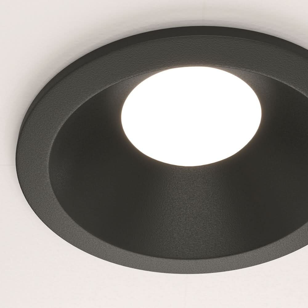 Zoom Spot noir