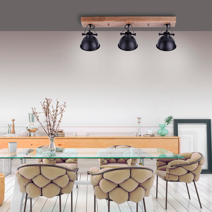 Mise en situation au-dessus d'une table de salle à manger, luminaire suspendu au plafond.