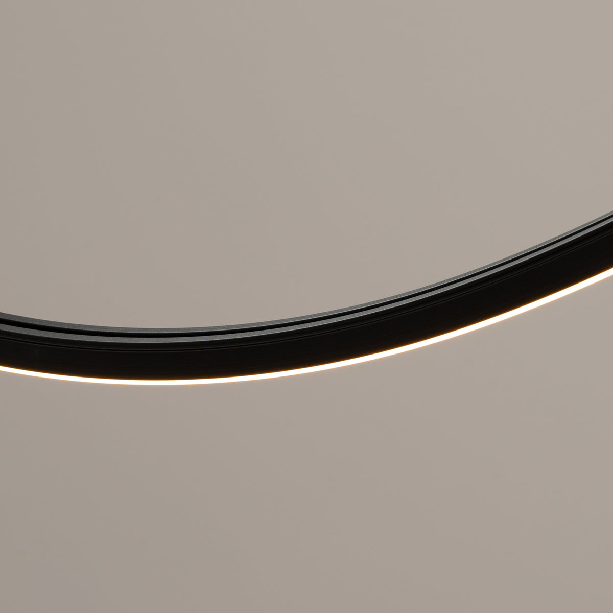 Lustre ALVAR 1 LED noir 3000K