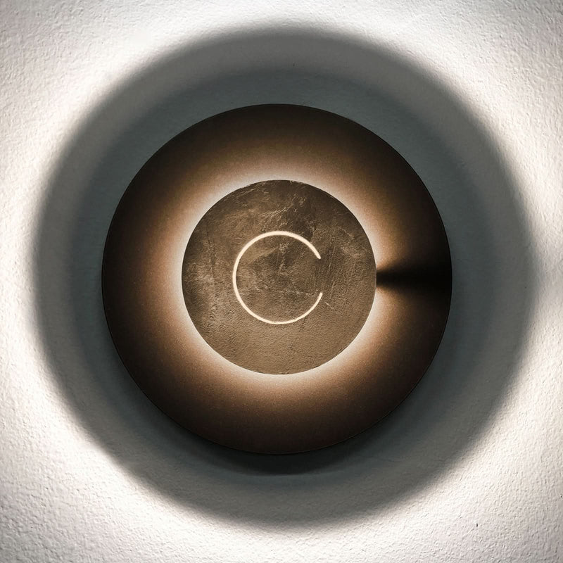 Applique murale LED DoppioZero en acier, marron foncé et bronze, Ø 30 cm