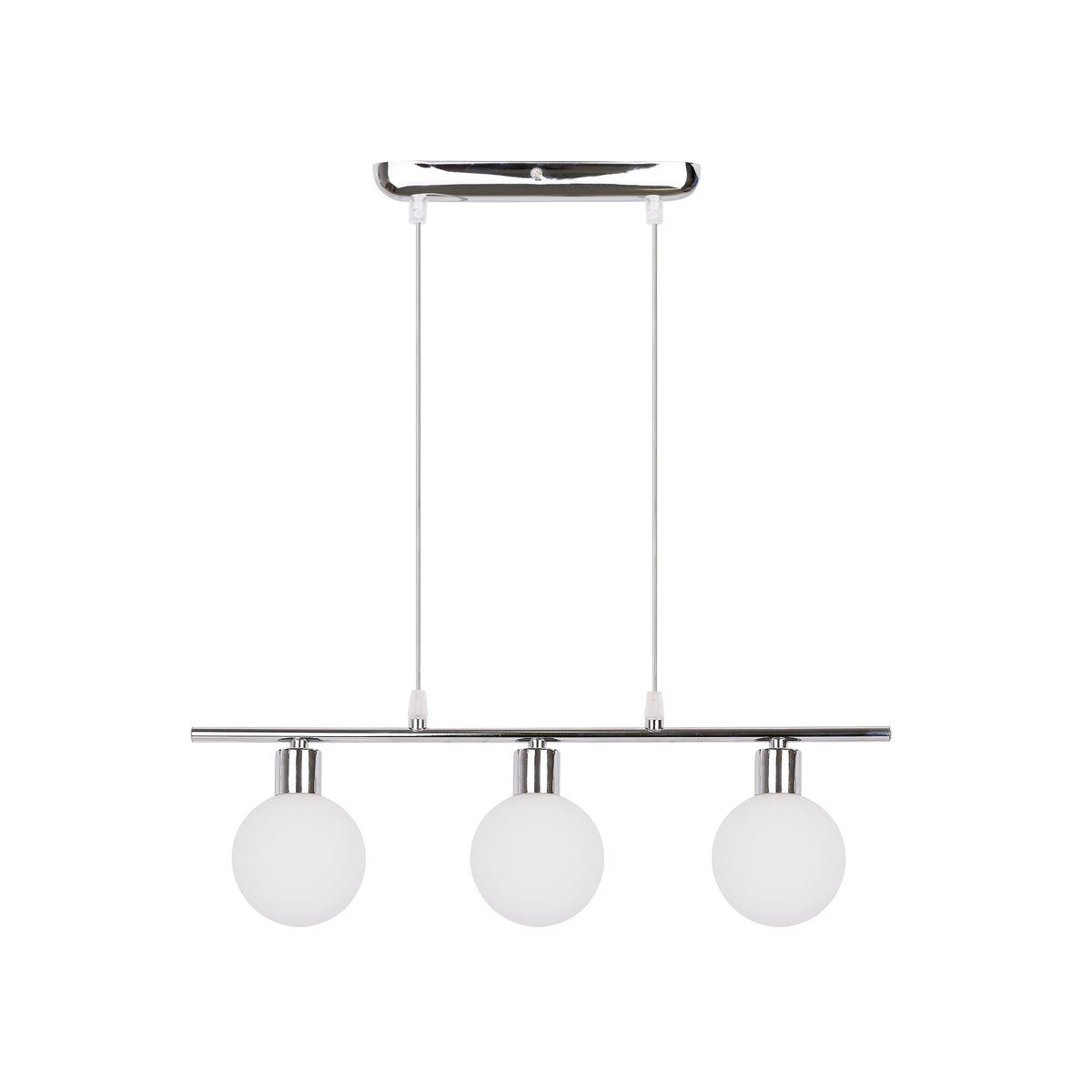 Suspension chromée à trois globes en verre blanc, produit présenté de face sur fond blanc.