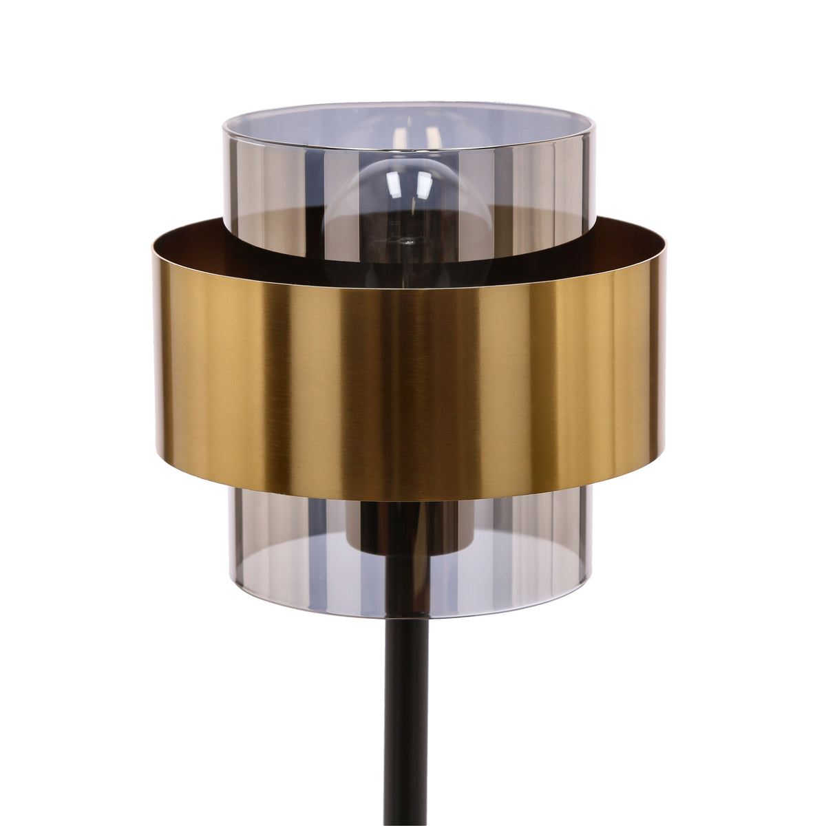 Gros plan sur l'abat-jour cylindrique en laiton et verre transparent fumé.