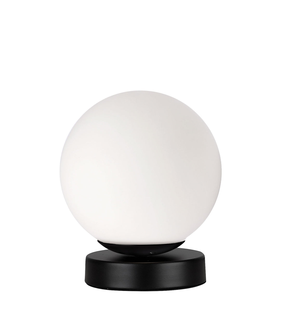 Lampe à poser de face avec globe en verre opalin blanc et base cylindrique noire