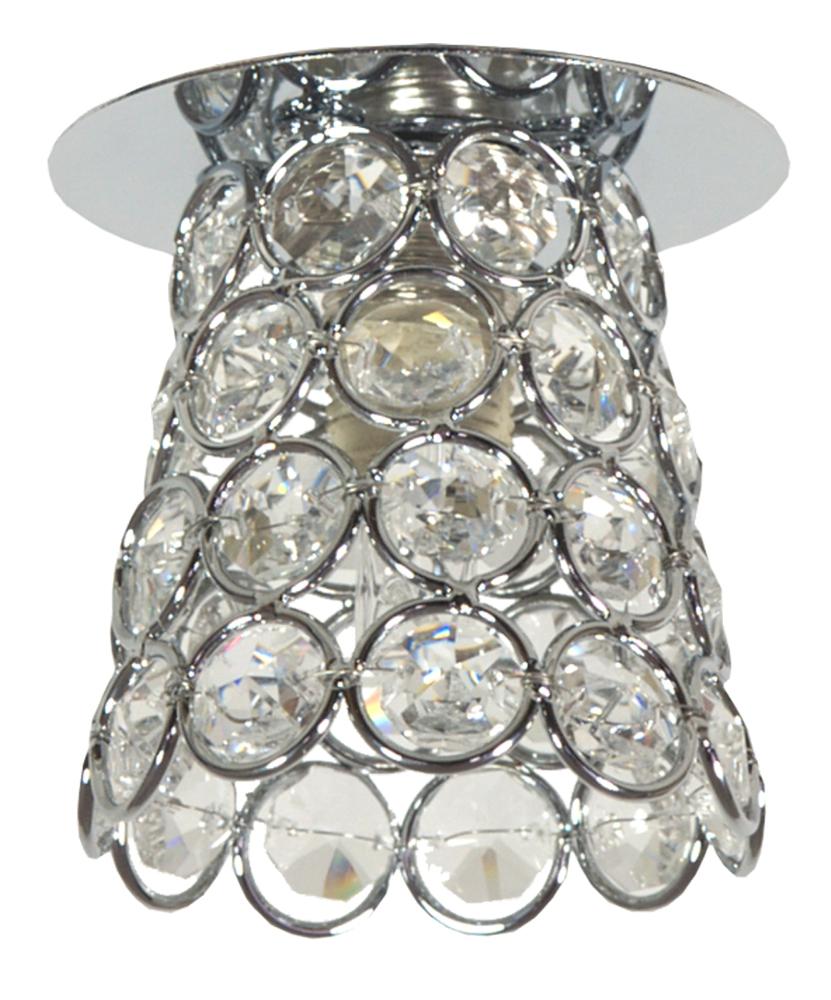 Luminaire chromé et cristal transparent, vu de trois quarts sur fond blanc.