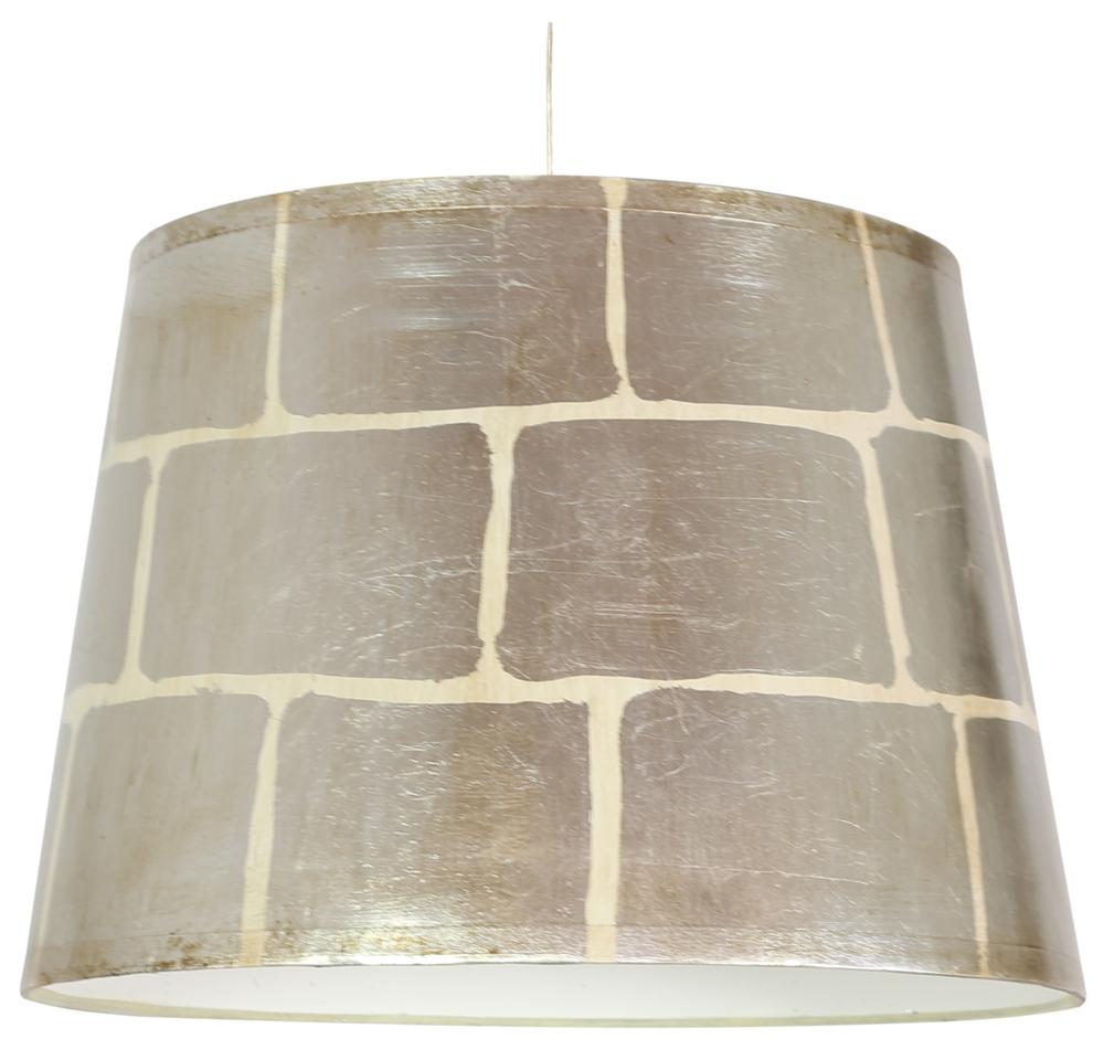 Abat-jour cylindrique beige doré à quadrillage blanc, présenté de face sur fond neutre