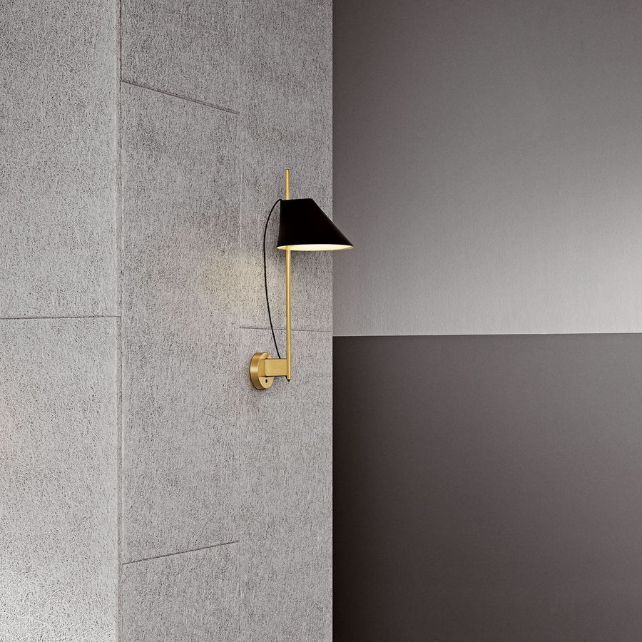 Applique murale LED Yuh Brass en laiton, noir, hauteur 62,6 cm