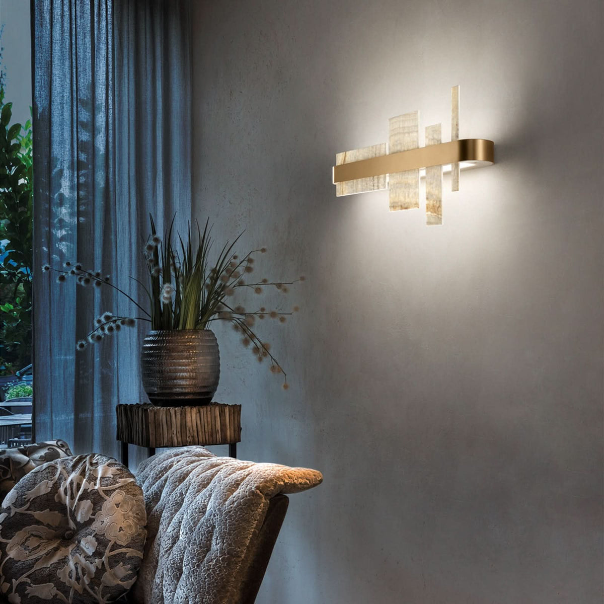 Applique murale LED Honicé en métal, or et crème, hauteur 33 cm