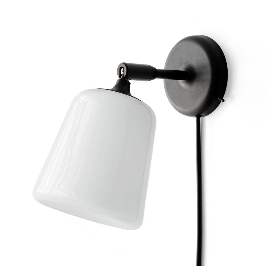 Applique murale Material Edition en verre, noir et blanc, hauteur 23 cm