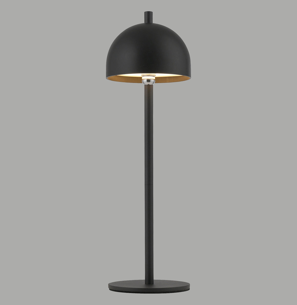 Lampe à poser noire de face, abat-jour bombé et intérieur doré