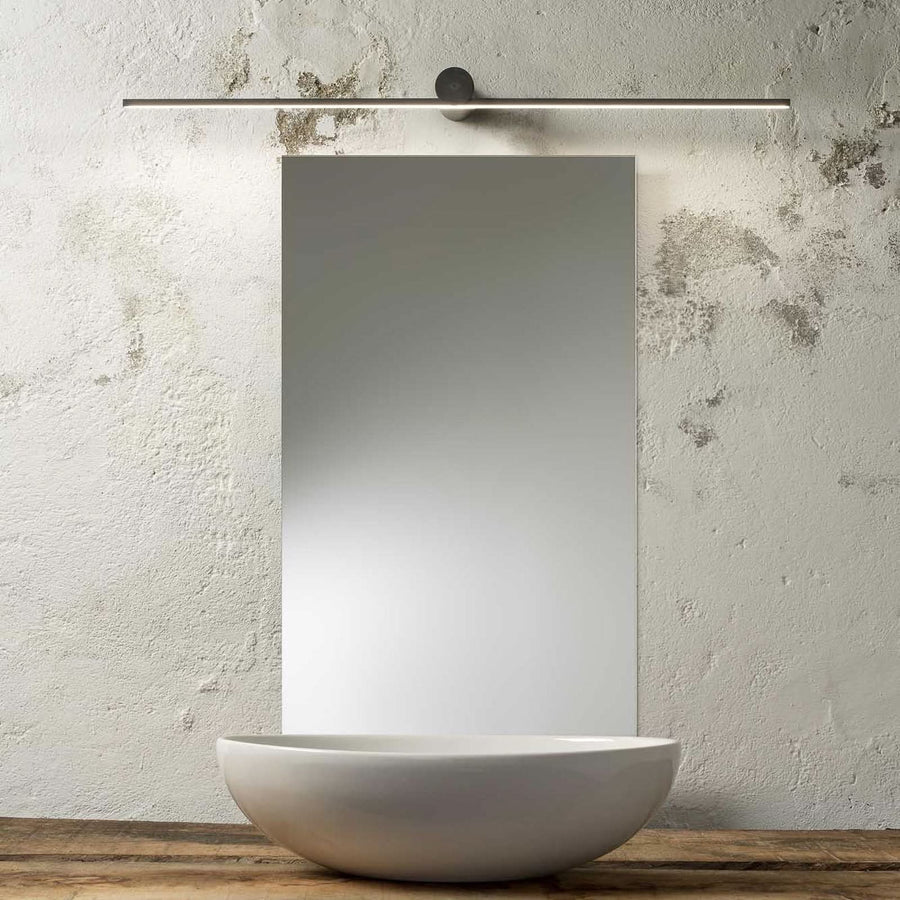 Applique murale LED Slight AP 72 en métal, noir, hauteur 6 cm