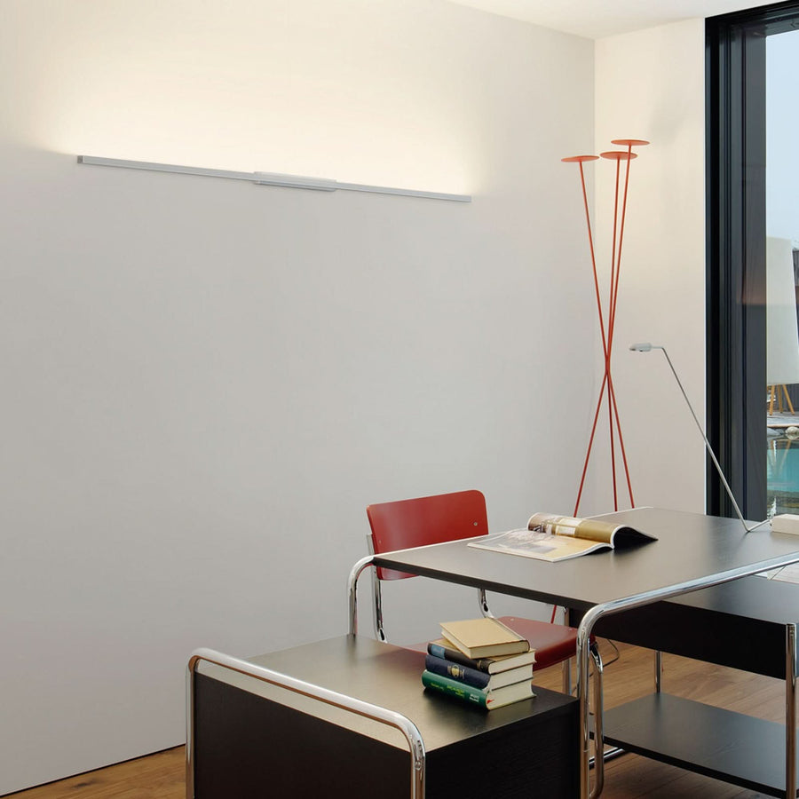 Applique murale LED SpinaLED 150cm 3000 en aluminium, chromé et blanc, hauteur 6,2 cm
