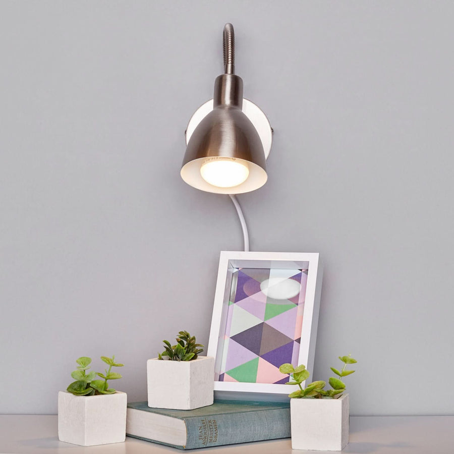 Applique murale Amrei en métal, nickel mat, hauteur 42 cm