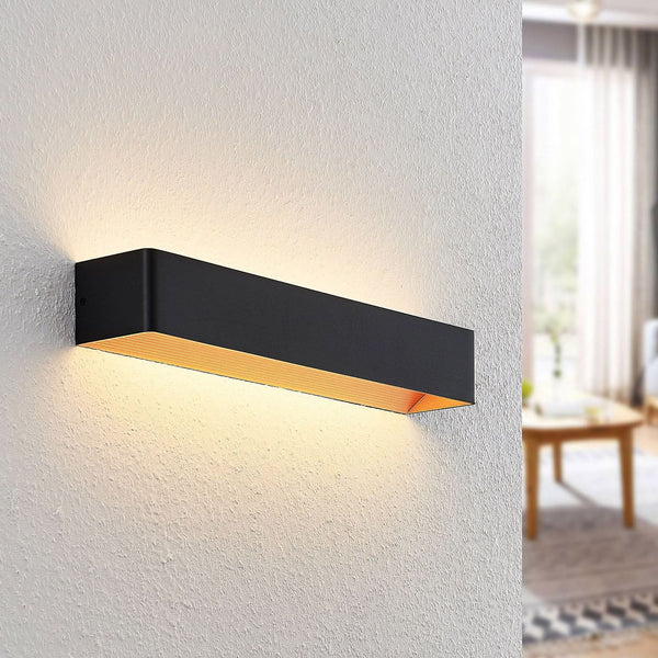 Applique murale LED Karam en aluminium, noir et doré, hauteur 8 cm, 3000 K, 13,7 W