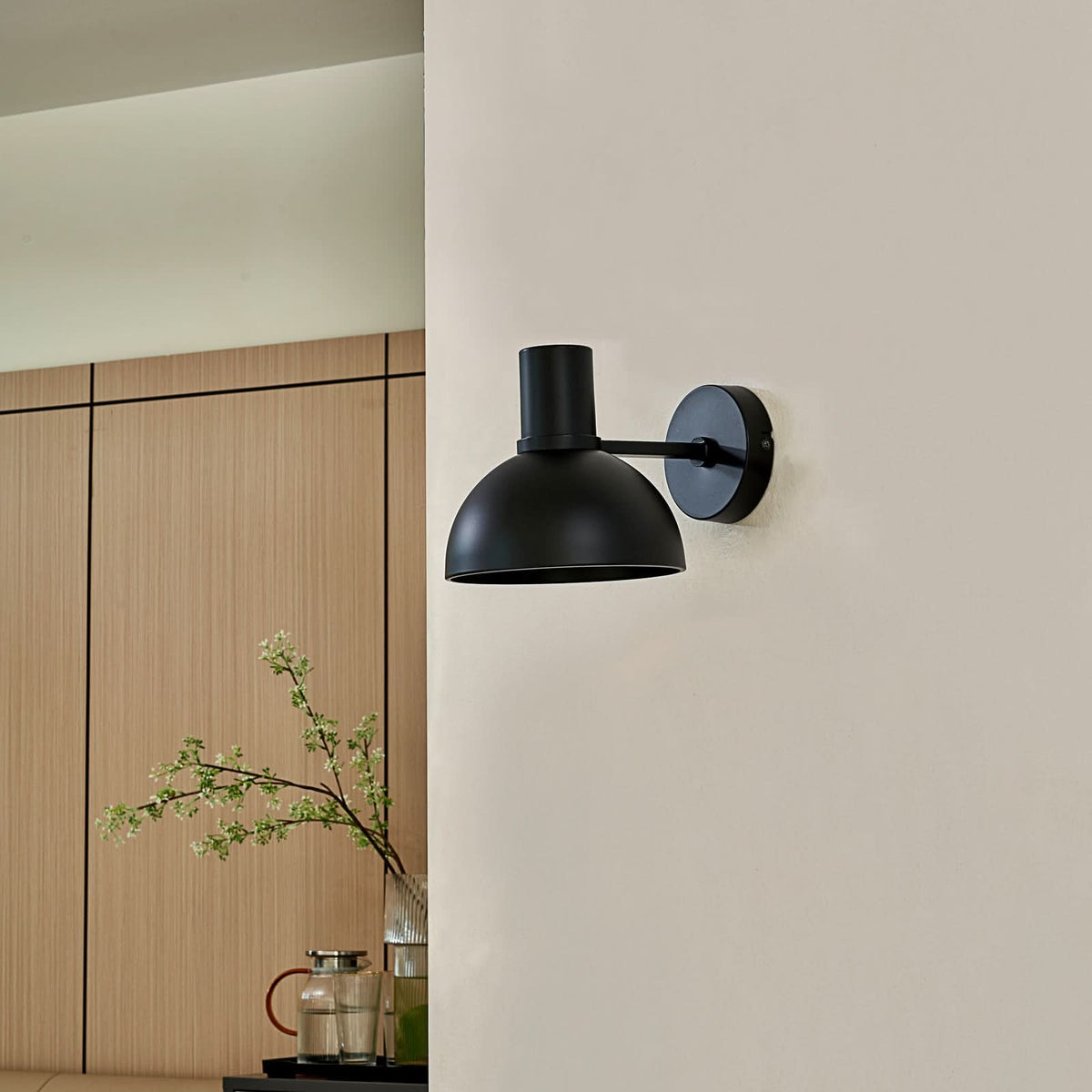 Applique murale Mostrid en métal, noir mat, hauteur 19,3 cm