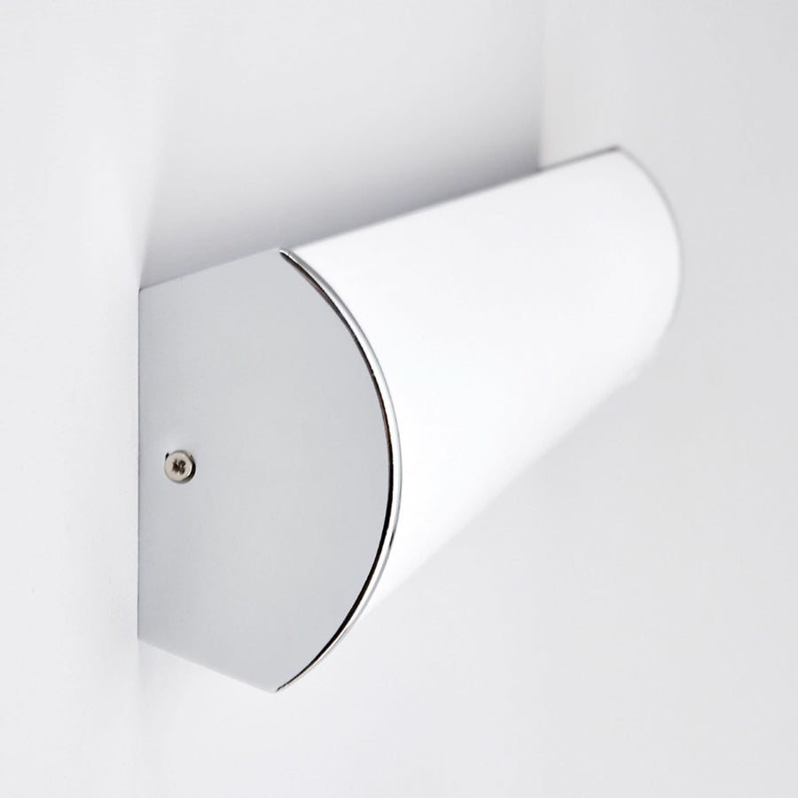 Applique murale LED Elanur en métal, blanc satiné et chromé, hauteur 9,4 cm, IP44
