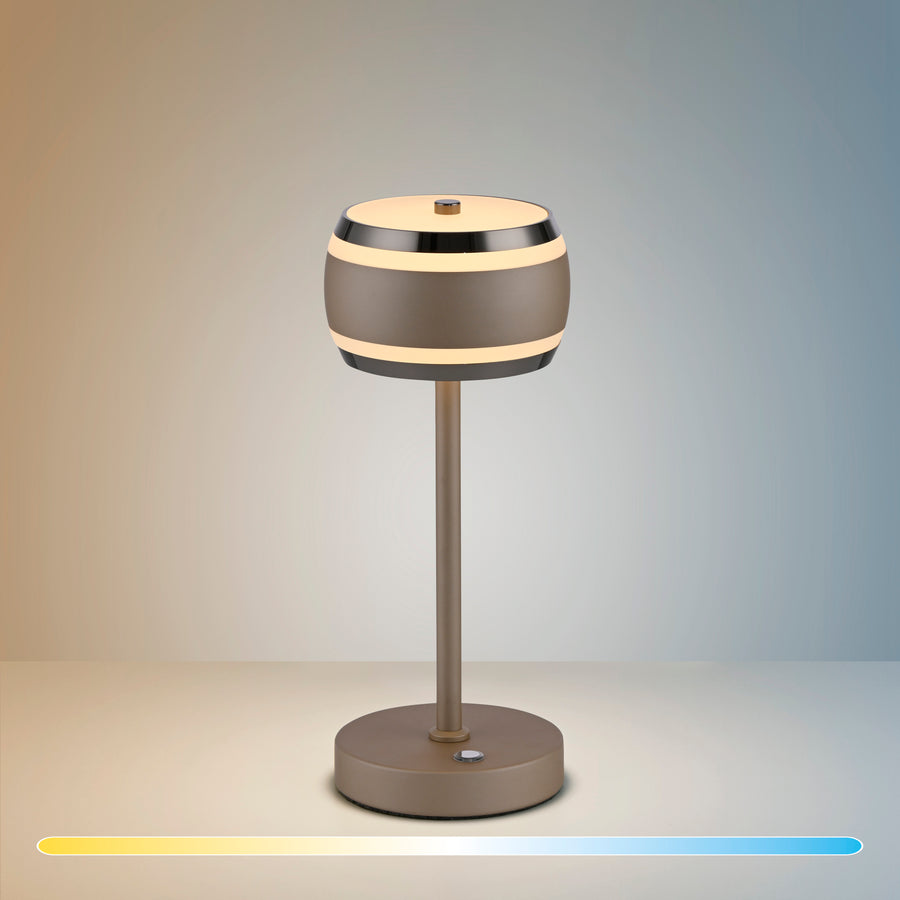 Lampe présentée de face sur dégradé clair, lumière allumée soulignant les deux bandeaux