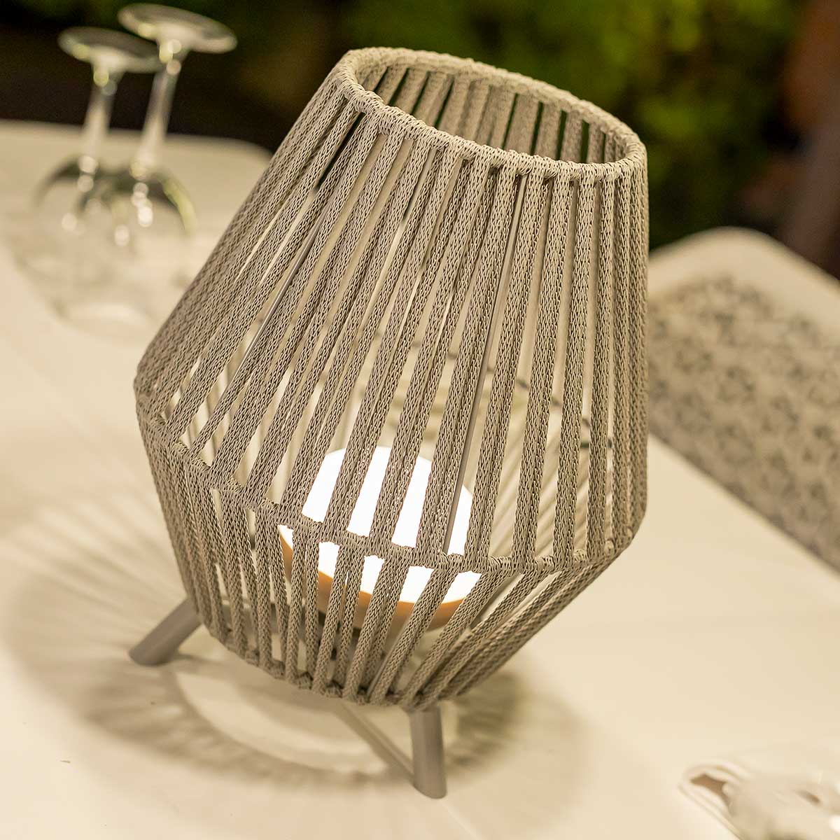 Lampe à poser sans fil Conta 30 en PVC recyclé