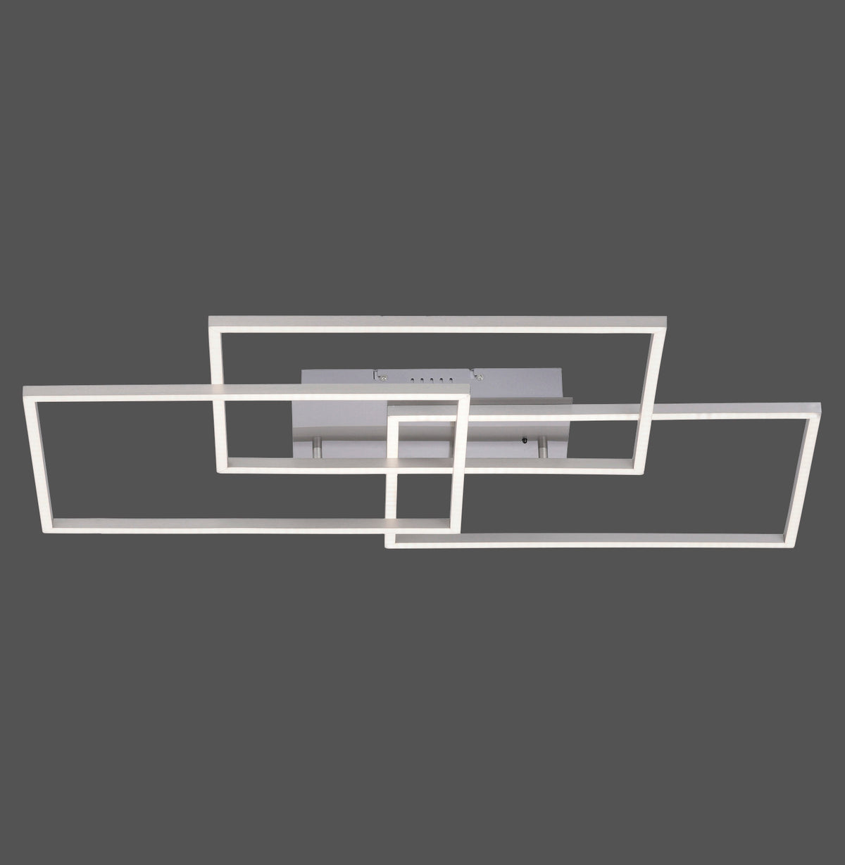 Plafonnier rectangulaire en acier blanc, cadres géométriques entrecroisés, vu de face sur fond gris.