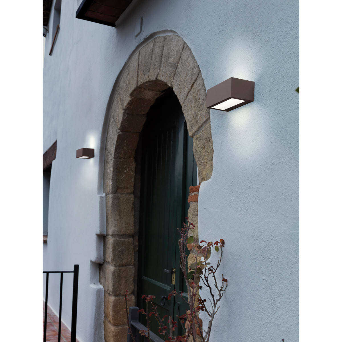 Applique extérieure Isora 2 lumières up-down IP65, anthracite