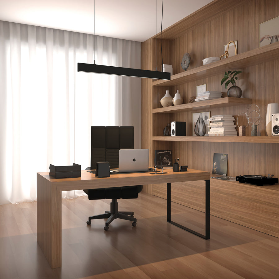 Mise en situation au-dessus d'un bureau en bois dans un intérieur contemporain