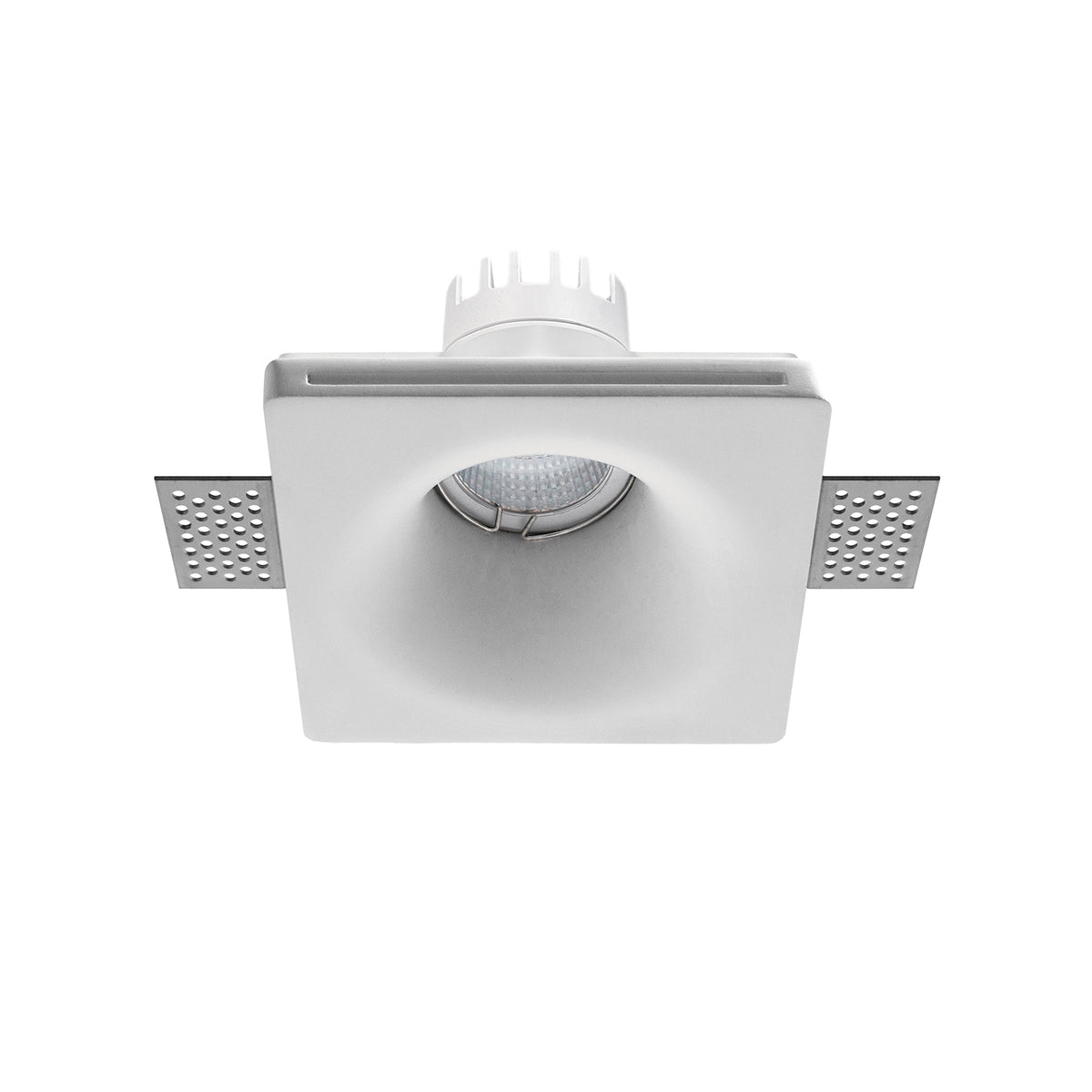 Spot encastrable carré blanc vu de face, optique ronde et ressorts latéraux visibles