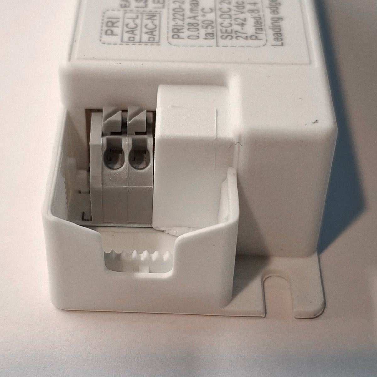3686 alimentation pour spot encastré 9 W LS-9-200