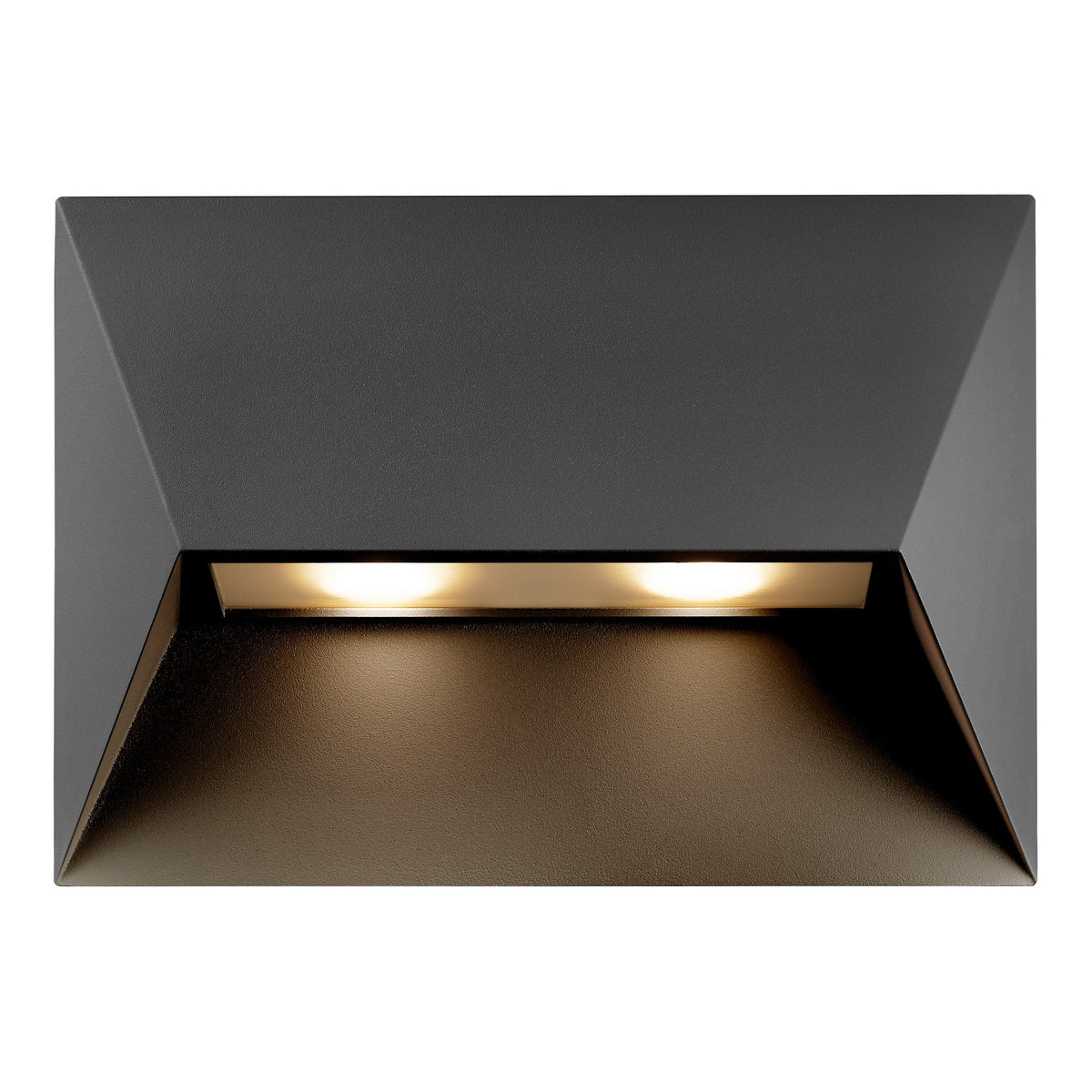 Vue de face de l'applique allumée avec deux sources lumineuses sous le capot noir.