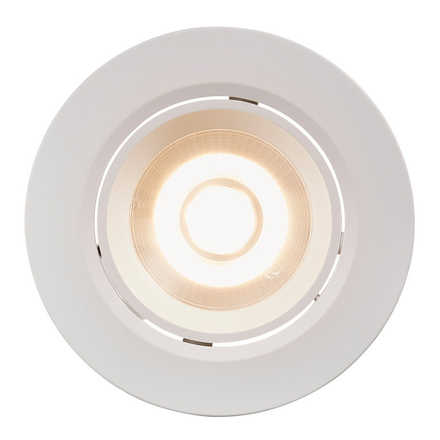 Spot encastrable blanc vu de face, LED allumée, anneau lumineux diffus