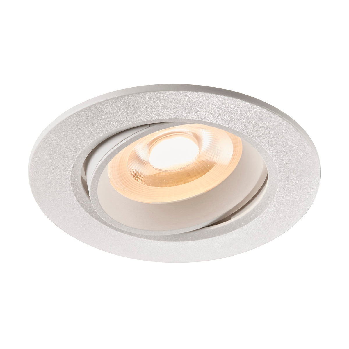 Vue de trois quart du spot orientable, finition argentée et réflecteur doré