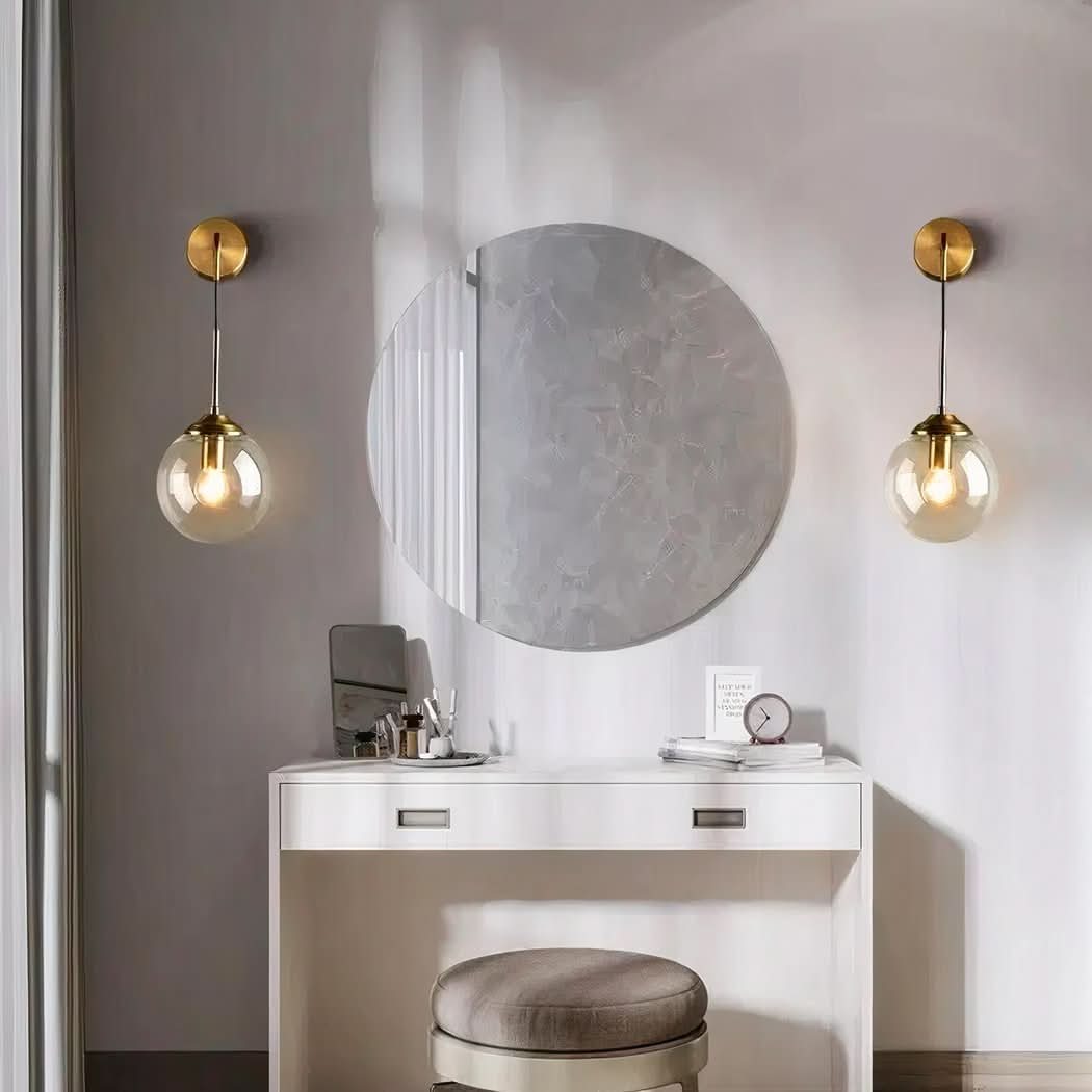 Applique Murale avec Boule de Verre moderne | Seli - Designix Applique Murale