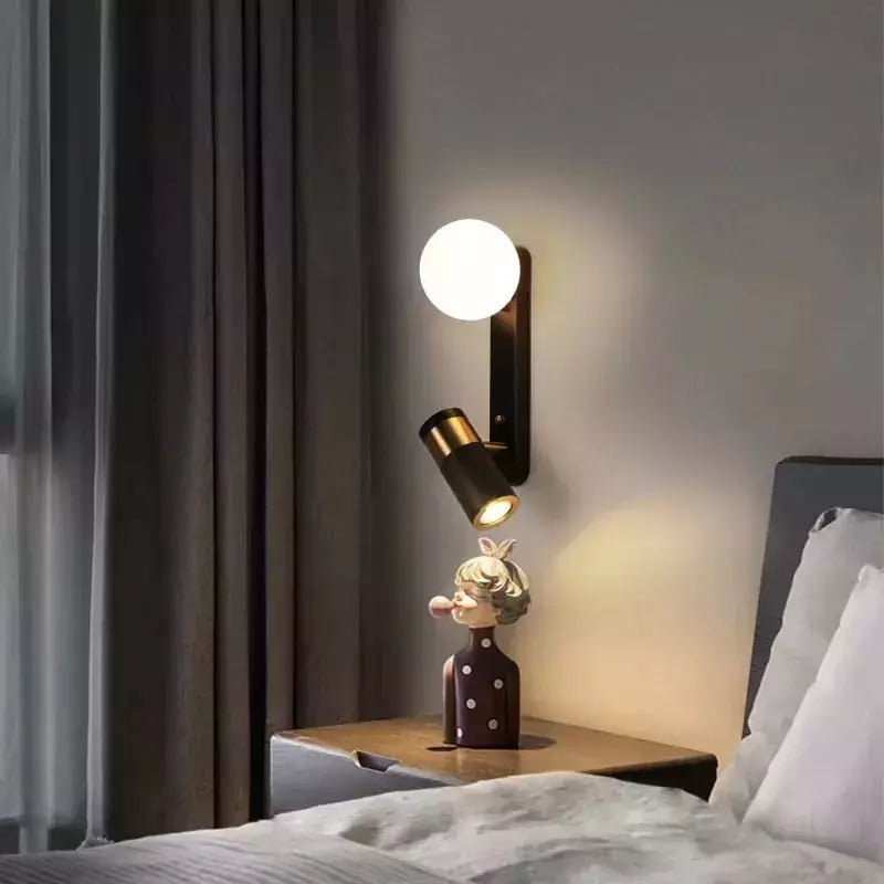 Applique Murale avec Liseuse | LuxLumina - Designix Applique Murale Blanc Chaud
