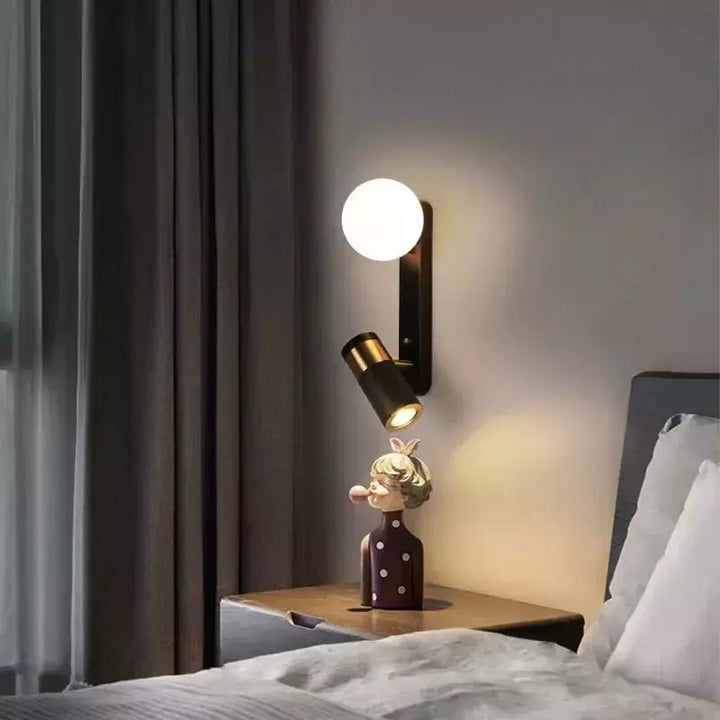 Applique Murale avec Liseuse | LuxLumina - Designix Applique Murale Blanc Chaud