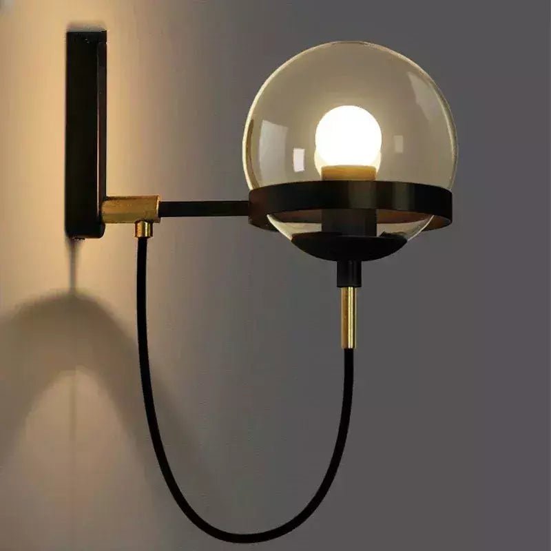 Applique Murale Boule Verre | Éclat Cristallin - Designix Applique Murale Noir | Ambre